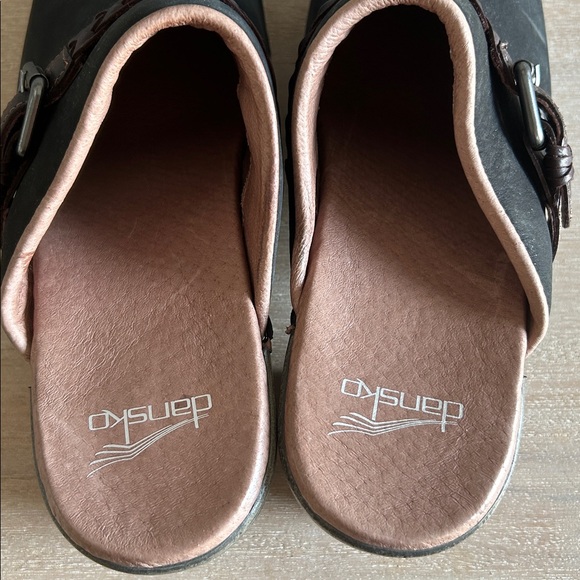 Dansko Women’s Classic Black Leather Clogs – Woven Strap, Comfort Mules, size 40 - Picture 5 of 7